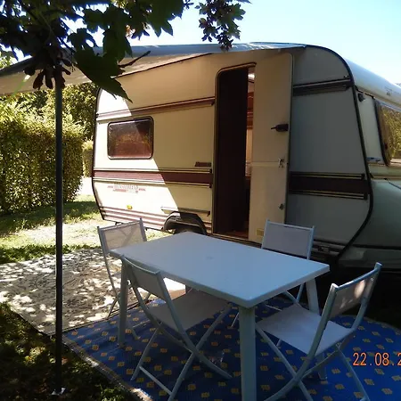 Camping Les Genets Camping