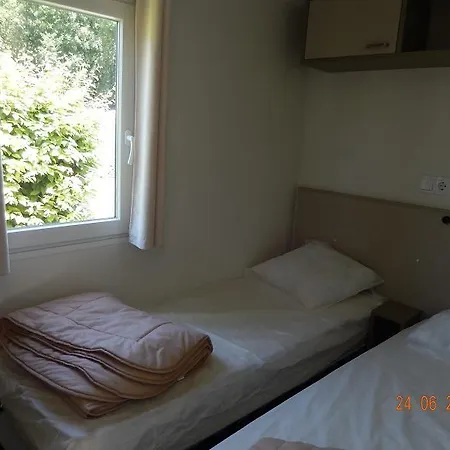 Camping Les Genets Camping Gex