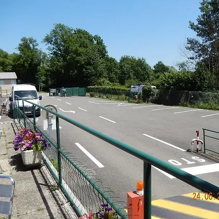 Camping Les Genets Camping Gex